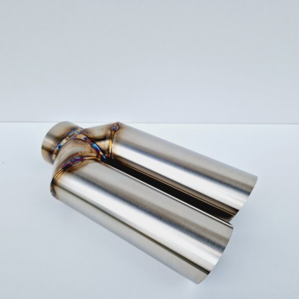 Podwójna końcówka wydechu Y-PIPE 2,5" (63,5mm) ścięta (2)