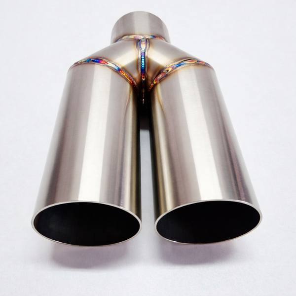 Podwójna końcówka wydechu INOX 2,5" (2x63,5 mm) prosta ze stali nierdzewnej