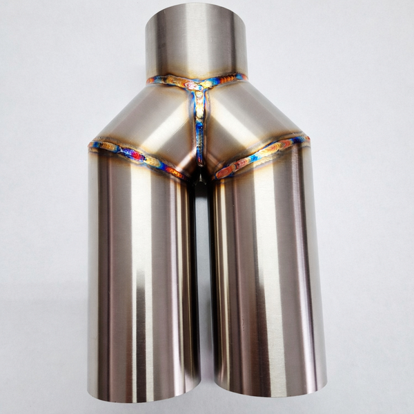 Podwójna końcówka wydechu INOX 2,5" (2x63,5 mm) prosta ze stali nierdzewnej